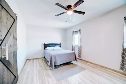 100 E Lyle Street, Milford, IL 60953 - Photo 22