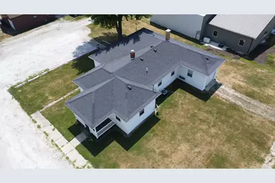 100 E Lyle Street, Milford, IL 60953 - Photo 6