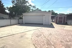 14240 S Manistee Ave, Burnham, IL 60633 - Photo 20