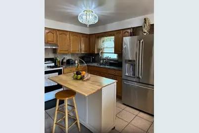 14240 S Manistee Avenue, Burnham, IL 60633 - Photo 6