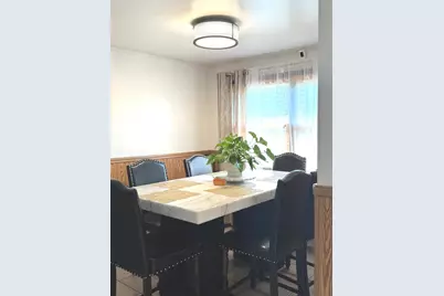 14240 S Manistee Avenue, Burnham, IL 60633 - Photo 8