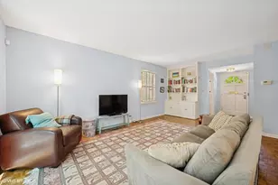 730 Oak St, Winnetka, IL 60093 - Photo 2