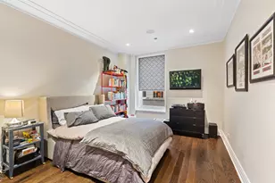 159 E Walton Pl, Chicago, IL 60611 - Photo 20