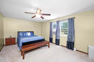 6846 S James Dr, Rochelle, IL 61068 - Photo 10