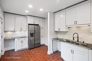 4721 S Woodlawn Ave, Chicago, IL 60615 - Photo 16