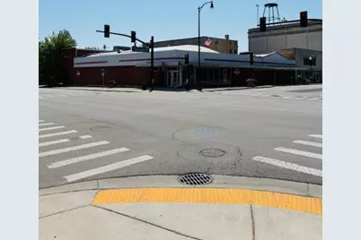 239 N Genesee Street, Waukegan, IL 60085 - Photo 2