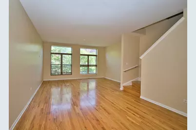 353 E Eastgate Place, Chicago, IL 60616 - Photo 10