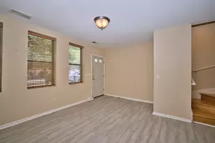 353 E Eastgate Pl, Chicago, IL 60616 - Photo 4