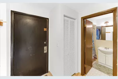 7830 W North Avenue #505, Elmwood Park, IL 60707 - Photo 8