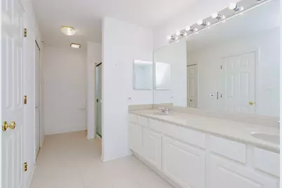 800 Linden Circle, Hoffman Estates, IL 60169 - Photo 16