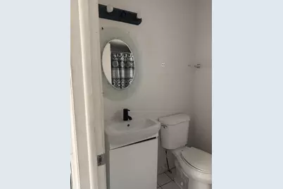 8300 S Vernon Avenue #2E, Chicago, IL 60619 - Photo 4