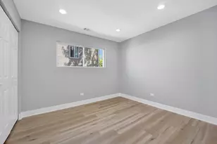 27W180 Cooley Ave, Winfield, IL 60190 - Photo 12