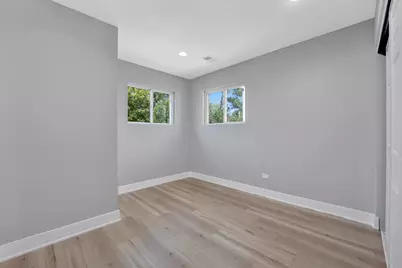 27W180 Cooley Avenue, Winfield, IL 60190 - Photo 6