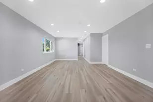 27W180 Cooley Ave, Winfield, IL 60190 - Photo 10