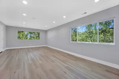 27W180 Cooley Avenue, Winfield, IL 60190 - Photo 8