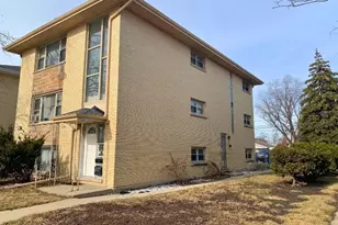 5706 St Charles Rd, Berkeley, IL 60163 - Photo 2