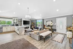 2938 E Shagbark Trail, Crete, IL 60417 - Photo 4