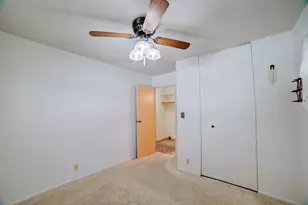 100 W Herron Ct, Watseka, IL 60970 - Photo 16