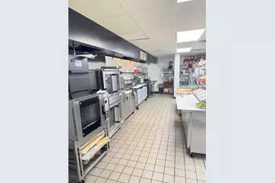 2564 N Clark Street, Chicago, IL 60614 - Photo 10