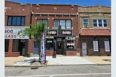 5533 N Milwaukee Avenue, Chicago, IL 60630 - Photo 1