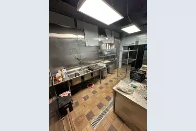3001 W 63rd Street, Chicago, IL 60629 - Photo 10