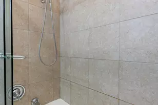757 N Orleans St, Chicago, IL 60654 - Photo 16