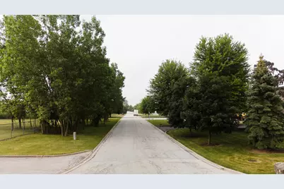 16230 S 107th Avenue, Orland Park, IL 60467 - Photo 2