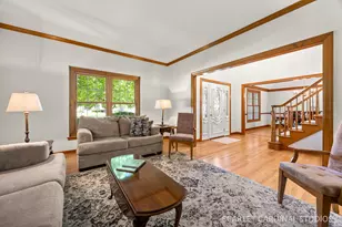 1012 Conan Doyle Rd, Naperville, IL 60564 - Photo 4