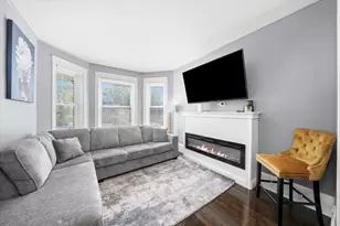 7144 S Champlain Ave, Chicago, IL 60619 - Photo 2