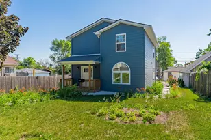 1006 Summit St, Joliet, IL 60435 - Photo 2