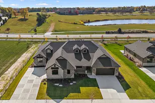 11049 Lizmore Ln, Orland Park, IL 60467 - Photo 2