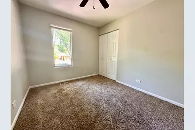 899 Carl Avenue, Elgin, IL 60120 - Photo 6