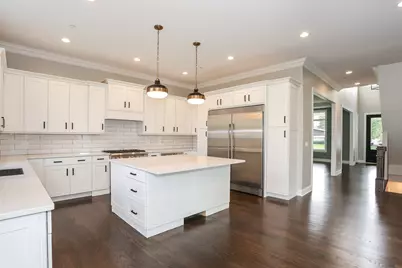 10625 Red Leaf Circle, Lakewood, IL 60014 - Photo 8