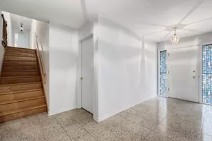 1106 East North Path, Wheaton, IL 60187 - Photo 2