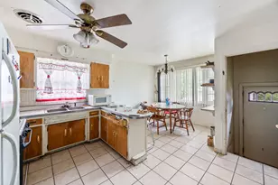 15620 Ingleside Ave, Dolton, IL 60419 - Photo 4