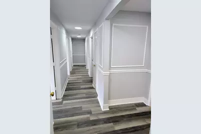 1S085 Summit Avenue, Oakbrook Terrace, IL 60181 - Photo 6