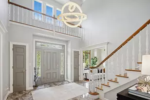 8120 Woodside Ln, Burr Ridge, IL 60527 - Photo 2