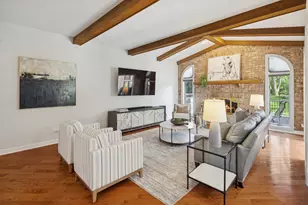 8120 Woodside Ln, Burr Ridge, IL 60527 - Photo 8