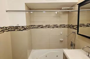 6040 N Troy St, Chicago, IL 60659 - Photo 10