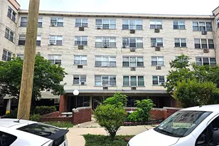 6040 N Troy St, Chicago, IL 60659 - Photo 1