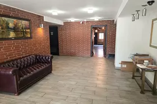 6040 N Troy St, Chicago, IL 60659 - Photo 4