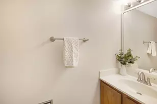 49 Mohawk St, Cary, IL 60013 - Photo 16