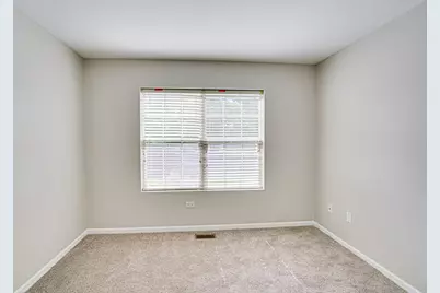2427 Stoughton Circle #2427, Aurora, IL 60502 - Photo 8
