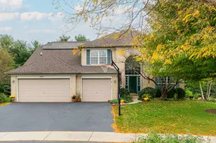 102 Quinlan Ave, Dekalb, IL 60115 - Photo 1