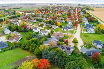 102 Quinlan Avenue, Dekalb, IL 60115 - Photo 8