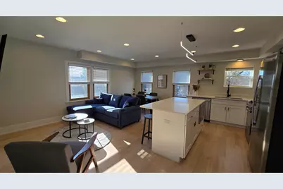 4000 Forest Avenue #6, Brookfield, IL 60513 - Photo 2