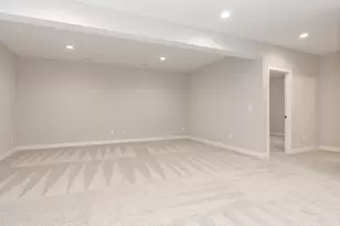 1922 Dunraven Rd, Bloomington, IL 61704 - Photo 14