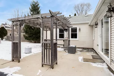 180 1 Street, Crystal Lake, IL 60014 - Photo 20