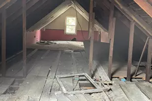 8447 S Escanaba Ave, Chicago, IL 60617 - Photo 8