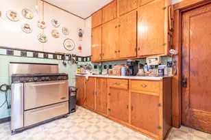 10747 S Avenue H, Chicago, IL 60617 - Photo 10